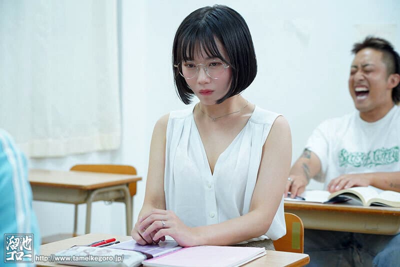 pornjapan เมียเรียนกลางคืน โดนเพื่อนร่วมชั้นแอบแทงไม่รู้ตัว NTRH-019 1
