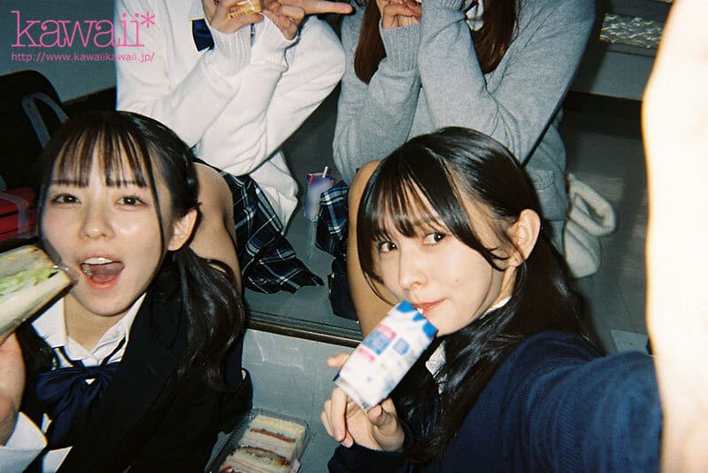 japanese av สาวม.ปลาย 4 คน กลับบ้านหลังเลิกเรียน โดนเย็ดแตกในลืมกฎโรงเรียน CAWD-960 3