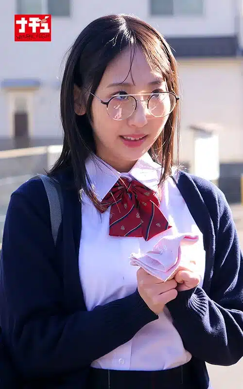 ดูโป๊ญี่ปุ่น สาวแว่นสุดเรียบร้อย เงียบ ๆ ในห้องเรียน แต่ล่อหนุ่มเข้าห้องเก็บของแล้วดูดแตกซ้ำ ๆ จนควยพัง NHDTC-213 1