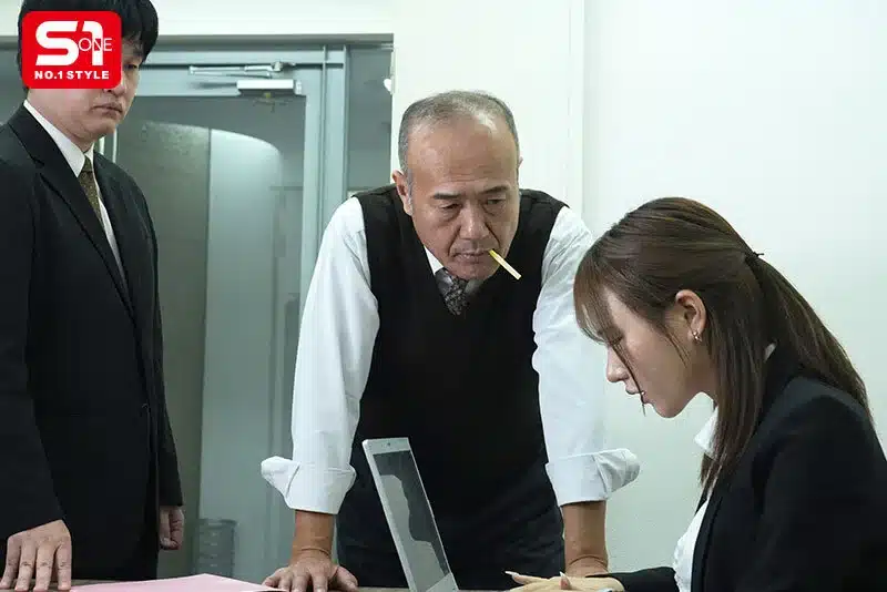 japanporn แชร์ห้องโรงแรมกับสาวจบใหม่จัดยาปลุกเซ็กส์จนติดใจ SNOS-271 1