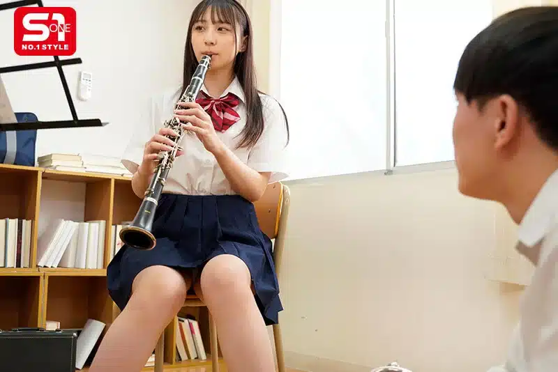 หนังpornjapan สาววงโยธวาทิตซ้อมจนลืมตัว กางเกงในโผล่ชัดแต่ไม่รู้ตัว SNOS-340 4