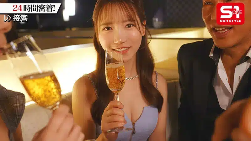 โป๊ญี่ปุ่น โฮสเตสท็อปคาบาเร่ต์ หยอกลูกค้าควยเล็ก แล้วหีเปียกจัด SNOS-358 3